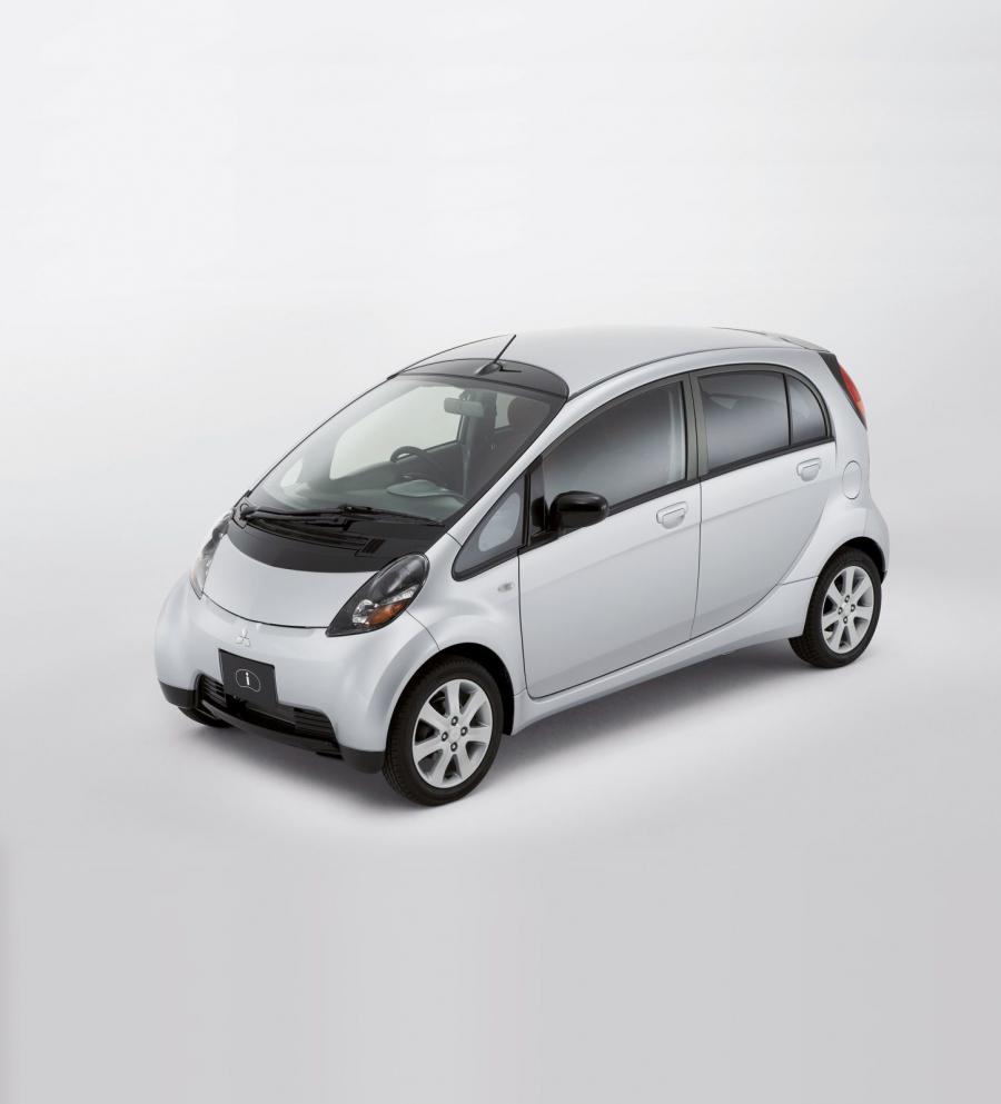  Mitsubishi i 2006 года  (фото 17 из 27)